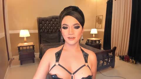 Snapshot of madammistressdominatrixxx chatting on March 2025 01:31:02 AM Alison Kloss online show from March 2025 01:31:02 AM