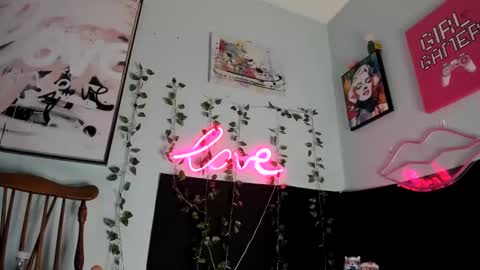 Maddi Avalon online show from February 2025 07:03:01 AM