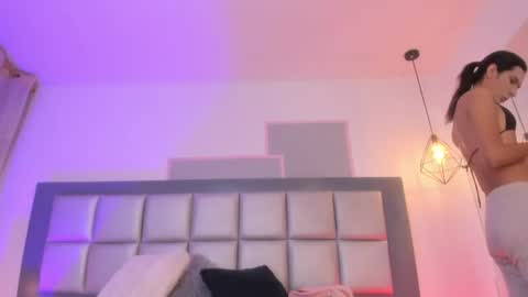 Maddie Ray online show from July 2026 12:18:02 PM