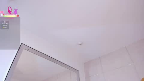 Snapshot of maddieparker chatting on October 2025 07:44:01 PM online show from October 2025 07:44:01 PM