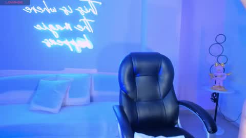 Maddison online show from March 2025 11:09:02 PM