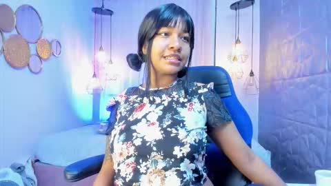 Maddy  online show from November 2025 08:08:01 PM