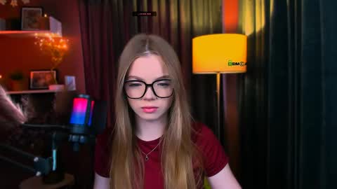 maddy moah online show from April 2026 04:59:01 AM