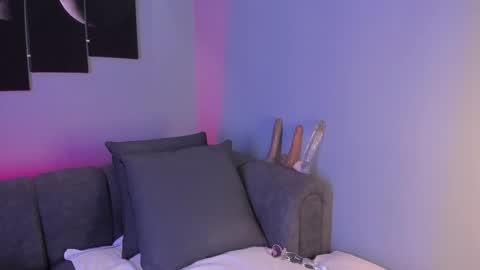 Maddy  online show from January 2025 09:45:01 PM