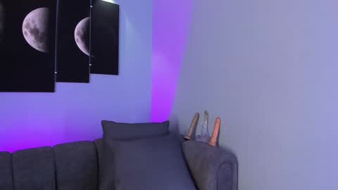 Maddy  online show from February 2025 07:47:02 PM