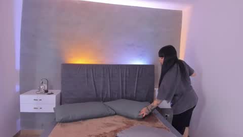 Maddy  online show from October 2025 09:14:02 PM