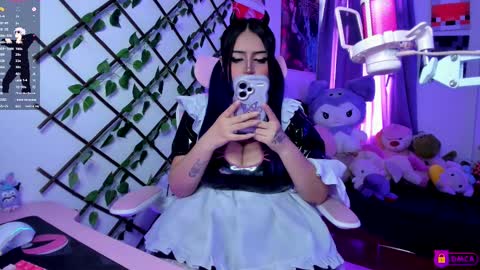 Snapshot of maddyfoox chatting on February 2025 10:31:01 PM Maddy Foox online show from February 2025 10:31:01 PM