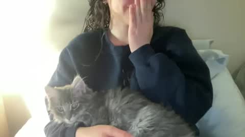 Snapshot of maddyhasyummypussy chatting on December 2025 02:06:02 AM maddyhasyummypussy online show from December 2025 02:06:02 AM