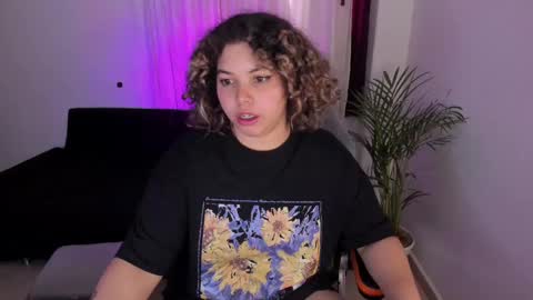 madelaine_taylor online show from January 2025 11:45:02 AM