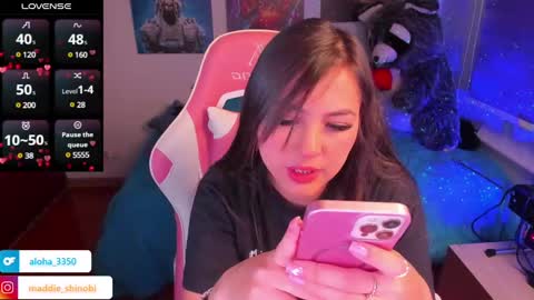 Snapshot of madeleine_shinobi chatting on February 2025 08:13:02 PM Emily Only Fans online show from February 2025 08:13:02 PM