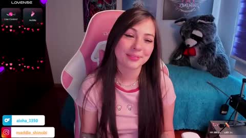 Snapshot of madeleine_shinobi chatting on October 2025 09:23:02 PM Emily Only Fans online show from October 2025 09:23:02 PM