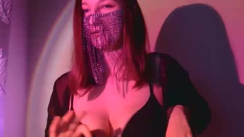 Snapshot of mademoiselle_mystique chatting on November 2025 09:15:01 PM mademoiselle_mystique online show from November 2025 09:15:01 PM