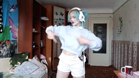 Snapshot of madgezari chatting on February 2026 06:48:02 AM Alice Kaneki online show from February 2026 06:48:02 AM