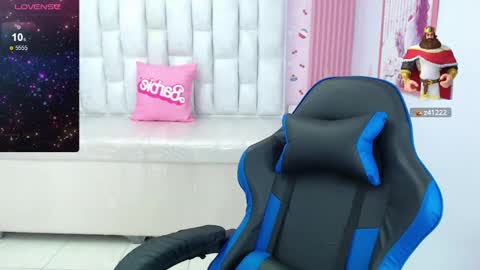 Madhison  online show from March 2025 01:28:01 AM