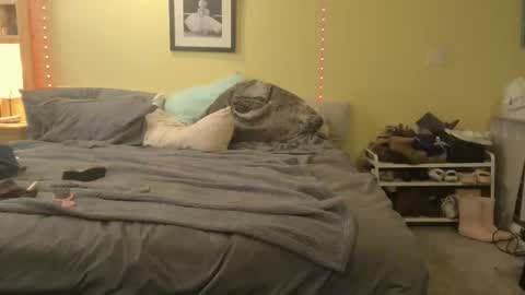 Madie Ray online show from April 2026 06:58:02 AM