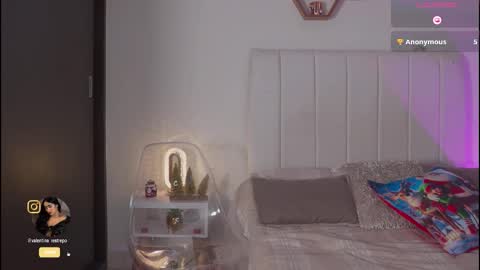 Valentina   1030   530  -  online show from November 2025 05:50:01 AM