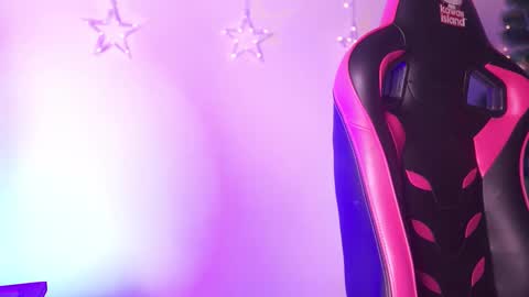 Madison   online show from December 2025 12:21:01 PM