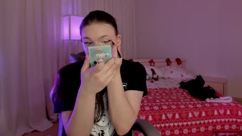 Snapshot of madison_mongomeri chatting on January 2026 02:24:01 AM Medison online show from January 2026 02:24:01 AM