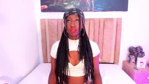 Snapshot of madison_mooney chatting on October 2025 05:06:01 AM Madison online show from October 2025 05:06:01 AM