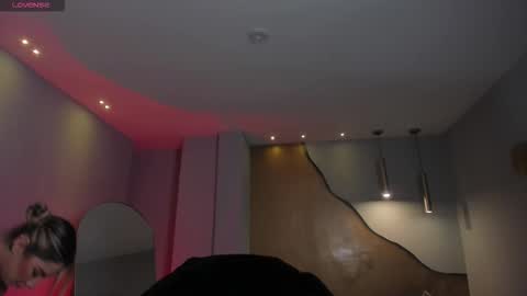 Maddi Collins online show from February 2026 11:22:02 AM