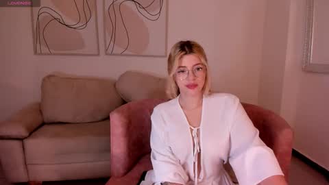 Madison Kane online show from October 2025 11:14:02 AM