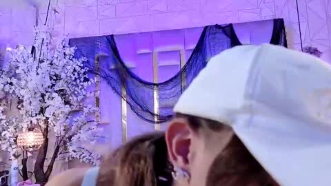  Madison  online show from November 2025 06:02:02 AM