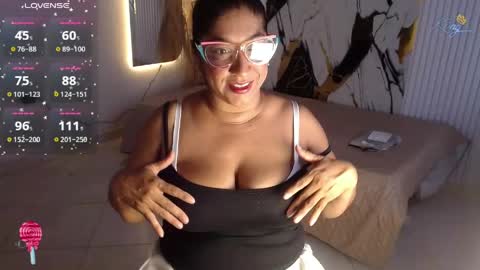 Snapshot of madisonx_ chatting on June 2026 08:44:01 PM Madison online show from June 2026 08:44:01 PM
