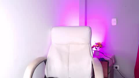    online show from July 2026 07:05:01 PM