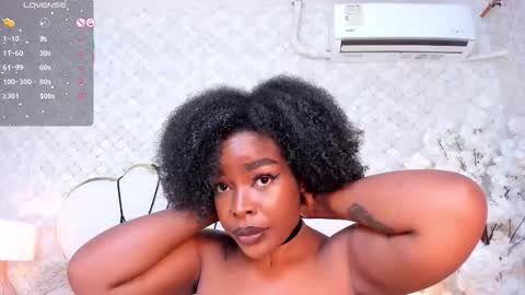 Snapshot of madissonlopez chatting on October 2025 09:38:02 PM Madisson Lopez online show from October 2025 09:38:02 PM