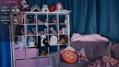 Alice online show from March 2025 07:03:02 PM