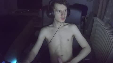 madnessss1215 online show from February 2026 06:07:01 PM