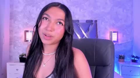Snapshot of mady_roa chatting on June 2026 03:39:02 AM Mady Roa online show from June 2026 03:39:02 AM
