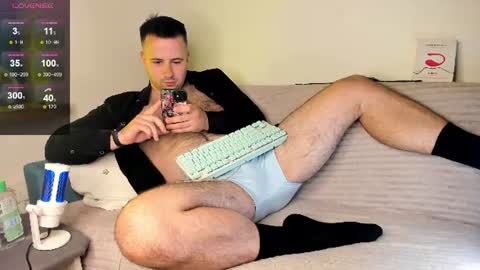 Snapshot of madzuru chatting on August 2026 08:44:01 PM Gregory online show from August 2026 08:44:01 PM