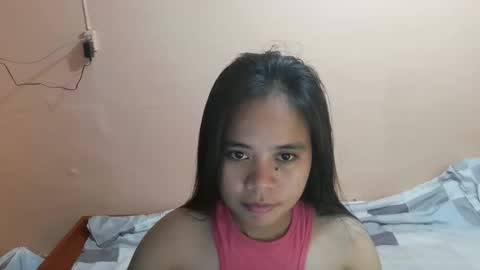 Snapshot of mae_lovers234xx chatting on February 2025 03:27:02 PM mae_lovers234xx online show from February 2025 03:27:02 PM