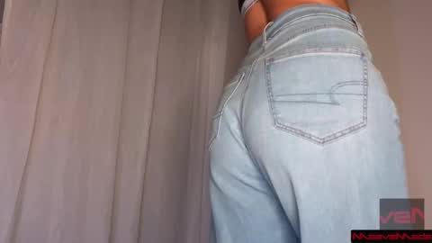 Meaves online show from November 2025 05:07:02 AM