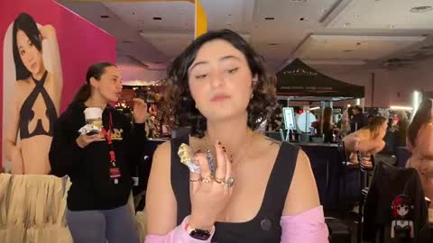 Meaves online show from February 2026 02:15:02 AM