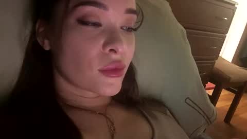 magggg658318 online show from September 2025 12:29:01 PM