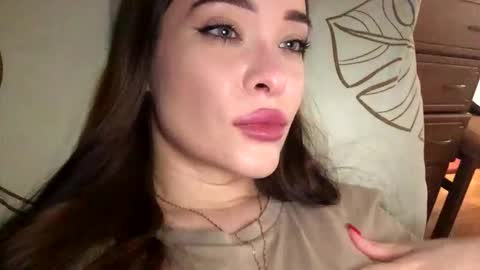 magggg658318 online show from September 2025 01:16:02 PM