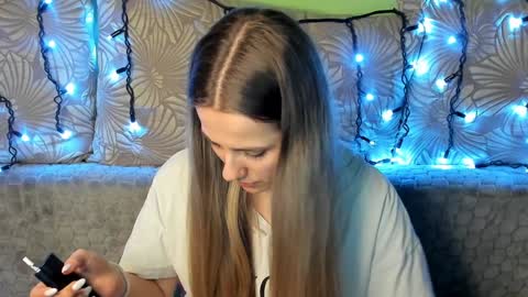 Maggie online show from January 2025 01:43:01 AM