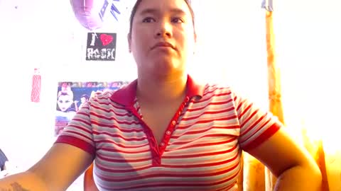 Snapshot of maggiie_taylor chatting on August 2026 01:38:02 PM Maggie Taylor online show from August 2026 01:38:02 PM