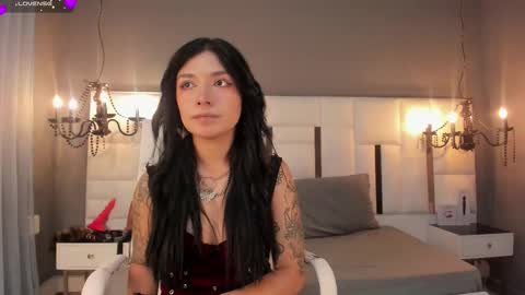 Snapshot of magic_isis_ chatting on January 2026 04:38:02 AM Magic isis online show from January 2026 04:38:02 AM