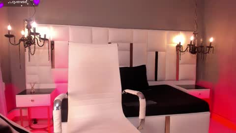 Snapshot of magic_isis_ chatting on February 2026 04:46:01 AM Magic isis online show from February 2026 04:46:01 AM