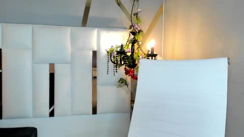 Snapshot of magic_marg chatting on December 2024 08:00:02 PM Marge online show from December 2024 08:00:02 PM