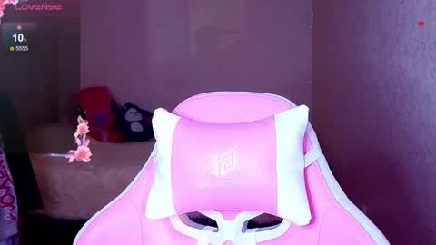 Angel online show from October 2025 02:37:01 PM