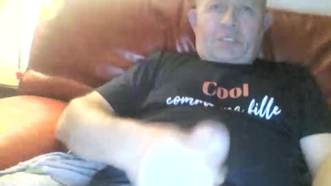 magicman250 online show from November 2025 04:48:02 AM