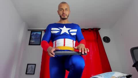 Snapshot of magnusclark chatting on October 2025 10:01:01 PM Magnusclark online show from October 2025 10:01:01 PM