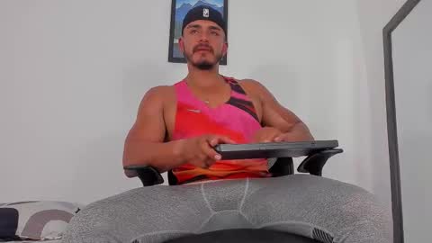 Snapshot of magnusclark chatting on February 2026 06:12:02 PM Magnusclark online show from February 2026 06:12:02 PM