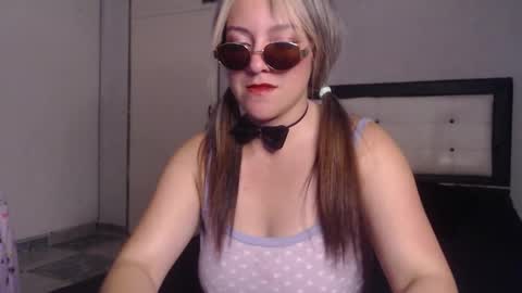 Snapshot of mahia_000 chatting on November 2025 02:33:02 AM Mahia online show from November 2025 02:33:02 AM