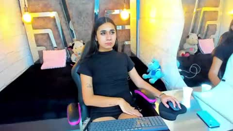 Snapshot of mahiara_hot chatting on July 2026 01:54:01 PM mahiara hot online show from July 2026 01:54:01 PM