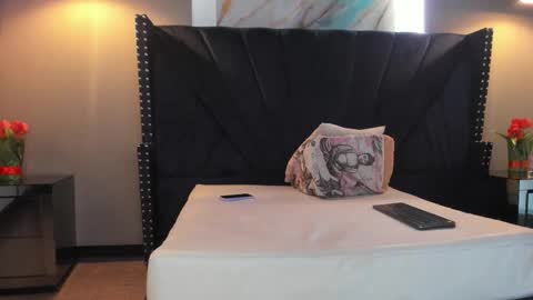 MAHIA online show from February 2026 01:20:01 PM